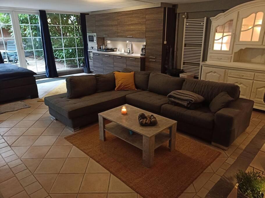Kom Thuis In Deze Gezellige Loft Heerlen Exterior foto